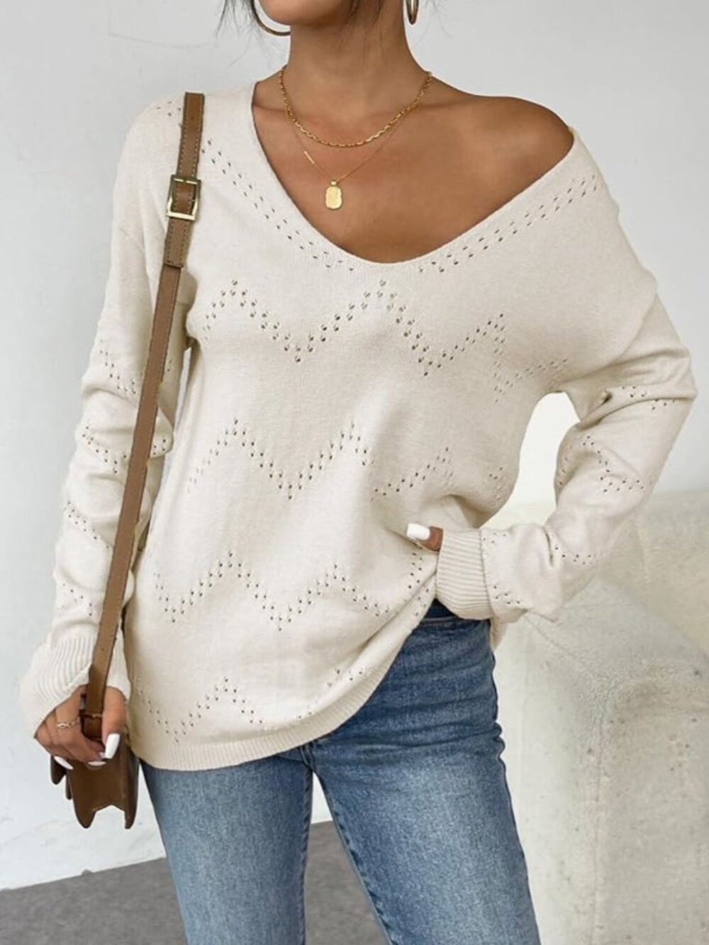 Cream Pointelle V-Neck Knit Sweater - Women's Medium